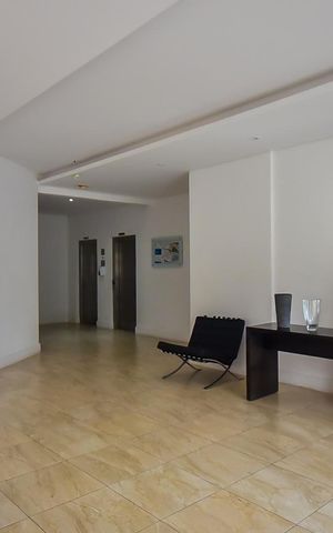 Apartamento à venda com 51m², 2 quartos e 1 vaga Apartamento à venda com 51m², 2 quartos e 1 vagaHall Social