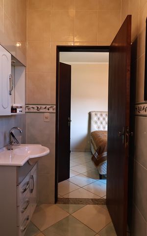 Casa à venda com 230m², 4 quartos e 2 vagasBanheiro da Suíte 3