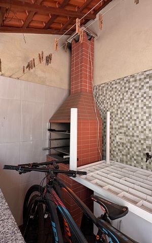 Casa à venda com 230m², 4 quartos e 2 vagasLavanderia/ área gourmet 