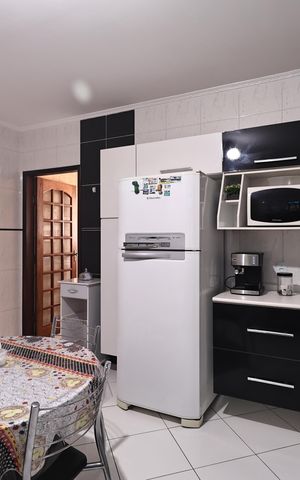 Casa à venda com 230m², 4 quartos e 2 vagasCozinha