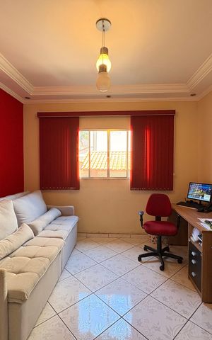 Casa à venda com 230m², 4 quartos e 2 vagasSala casa 2