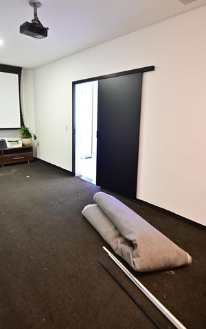 Casa de condomínio para alugar com 400m², 3 quartos e 4 vagas