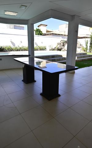 Casa de condomínio para alugar com 400m², 3 quartos e 4 vagas