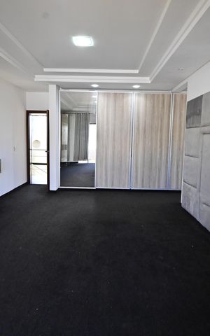 Casa de condomínio para alugar com 400m², 3 quartos e 4 vagas