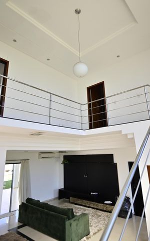 Casa de condomínio para alugar com 400m², 3 quartos e 4 vagas