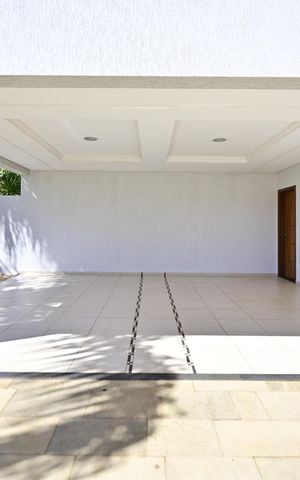 Casa de condomínio para alugar com 400m², 3 quartos e 4 vagas