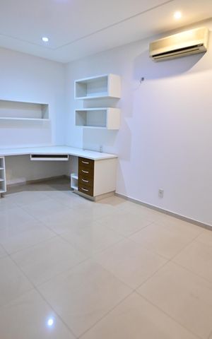 Casa de condomínio para alugar com 400m², 3 quartos e 4 vagas