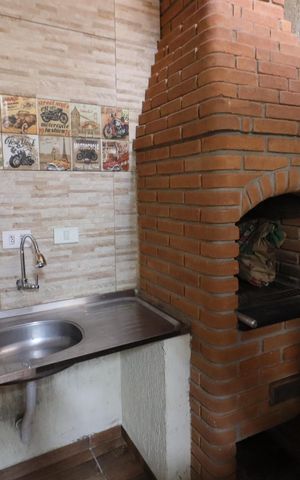 Casa à venda com 120m², 3 quartos e 1 vagaChurrasqueira
