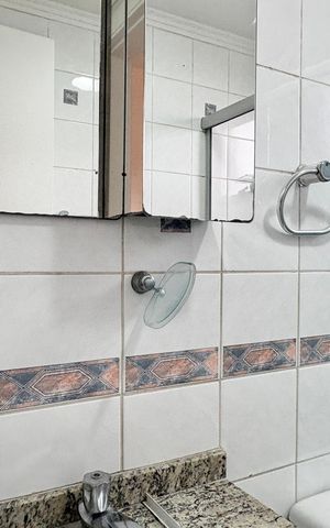 Apartamento para alugar com 64m², 2 quartos e 2 vagas Apartamento para alugar com 64m², 2 quartos e 2 vagasBanheiro da Suíte