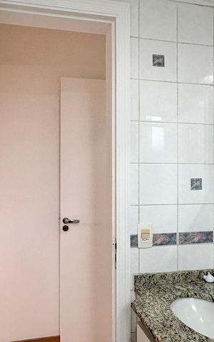 Apartamento para alugar com 64m², 2 quartos e 2 vagas Apartamento para alugar com 64m², 2 quartos e 2 vagasBanheiro da Suíte