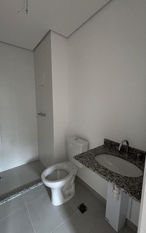 Apartamento para alugar com 50m², 2 quartos e 1 vaga Apartamento para alugar com 50m², 2 quartos e 1 vagaBanheiro da Suíte