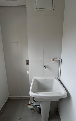 Apartamento para alugar com 50m², 2 quartos e 1 vaga Apartamento para alugar com 50m², 2 quartos e 1 vagaÁrea de Serviço