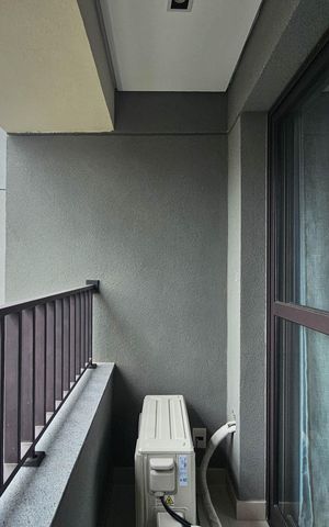 Studio para alugar com 25m², 1 quarto e sem vaga Studio para alugar com 25m², 1 quarto e sem vagaVaranda