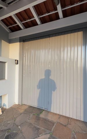 Casa à venda com 120m², 3 quartos e 2 vagas