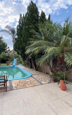 Casa à venda com 120m², 3 quartos e 2 vagas