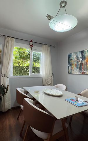 Casa à venda com 120m², 3 quartos e 2 vagas