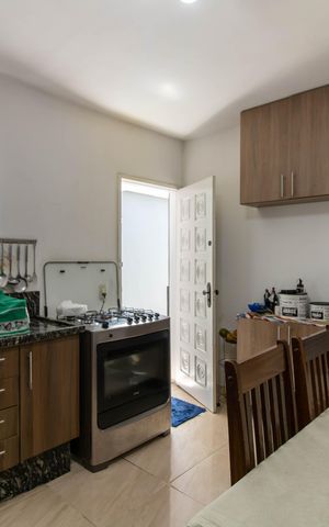 Casa à venda com 121m², 2 quartos e 1 vaga Casa à venda com 121m², 2 quartos e 1 vagaCozinha