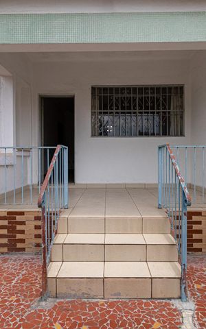 Casa para alugar com 280m², 2 quartos e 1 vaga Casa para alugar com 280m², 2 quartos e 1 vagaEntrada