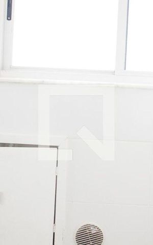Apartamento à venda com 72m², 2 quartos e 2 vagas Apartamento à venda com 72m², 2 quartos e 2 vagasÁrea de serviço