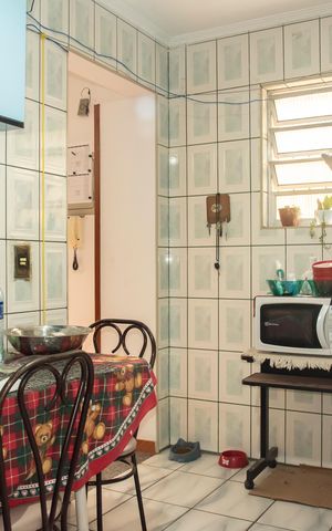 Casa à venda com 181m², 3 quartos e 2 vagasEdícula - Cozinha