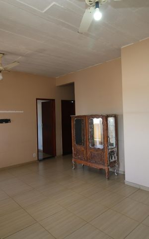 Casa à venda com 100m², 3 quartos e sem vagaSala