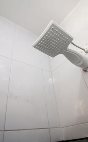 Casa à venda com 100m², 3 quartos e sem vagaBanheiro da Suíte