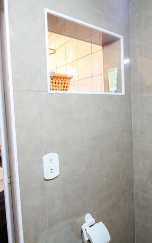 Casa à venda com 120m², 4 quartos e 1 vaga Casa à venda com 120m², 4 quartos e 1 vagaÁrea de Serviço - Banheiro