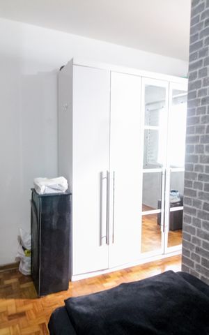 Casa à venda com 120m², 4 quartos e 1 vaga Casa à venda com 120m², 4 quartos e 1 vagaQuarto B - 1