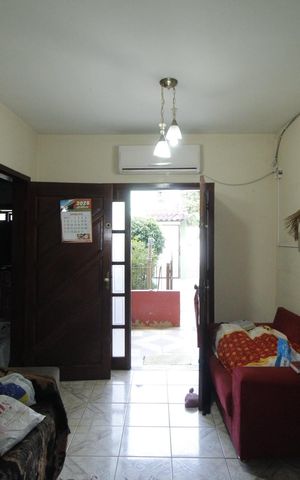 Casa à venda com 250m², 6 quartos e 2 vagasSala