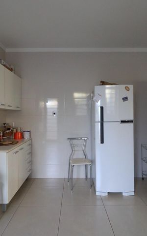 Casa para alugar com 500m², 4 quartos e 3 vagas Casa para alugar com 500m², 4 quartos e 3 vagasCozinha