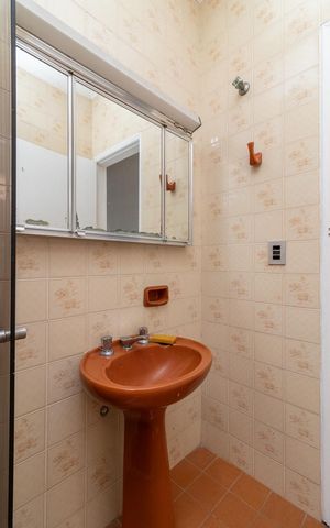 Casa à venda com 125m², 2 quartos e 2 vagasBanheiro