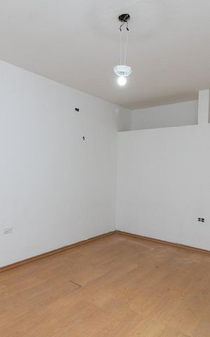 Casa à venda com 125m², 2 quartos e 2 vagasSuíte