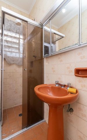 Casa à venda com 125m², 2 quartos e 2 vagasBanheiro