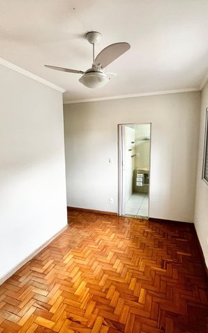 Casa à venda com 193m², 4 quartos e 2 vagas Casa à venda com 193m², 4 quartos e 2 vagasQuarto Suíte