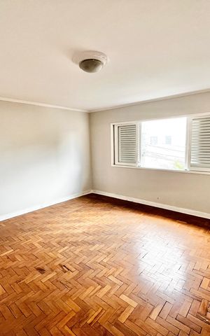Casa à venda com 193m², 4 quartos e 2 vagas Casa à venda com 193m², 4 quartos e 2 vagasQuarto Suíte 3
