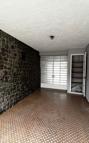 Casa à venda com 193m², 4 quartos e 2 vagas Casa à venda com 193m², 4 quartos e 2 vagasGaragem