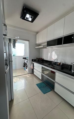 Casa à venda com 82m², 3 quartos e 2 vagas