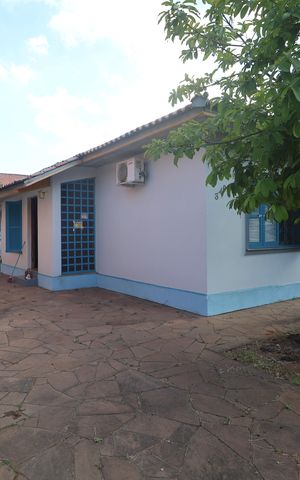 Casa à venda com 97m², 2 quartos e 2 vagasÁrea externa
