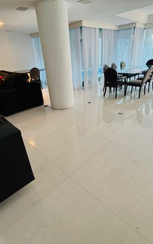 Casa de condomínio à venda com 450m², 6 quartos e 4 vagas