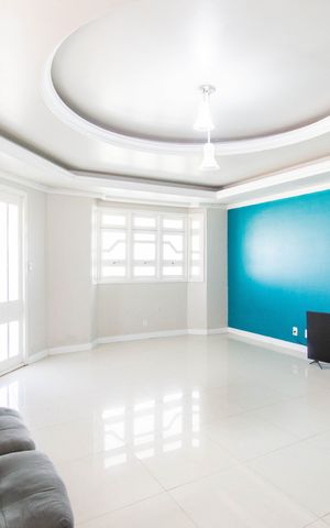 Casa à venda com 300m², 4 quartos e 2 vagas