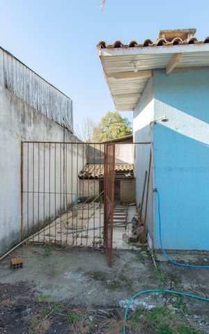 Casa à venda com 300m², 4 quartos e 2 vagas
