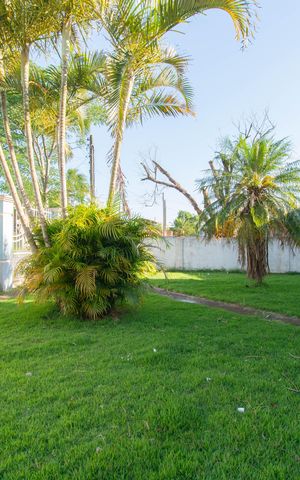 Casa à venda com 300m², 4 quartos e 2 vagas