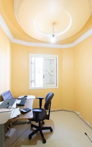 Casa à venda com 300m², 4 quartos e 2 vagas