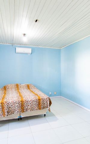 Casa à venda com 300m², 4 quartos e 2 vagas