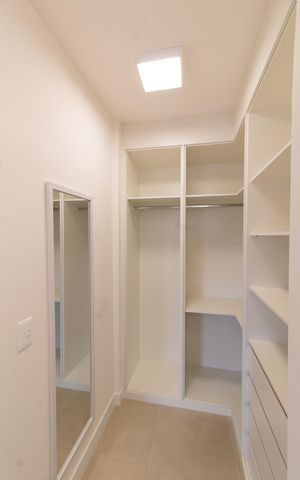 Apartamento para alugar com 53m², 1 quarto e 1 vaga Apartamento para alugar com 53m², 1 quarto e 1 vagaCLOSET