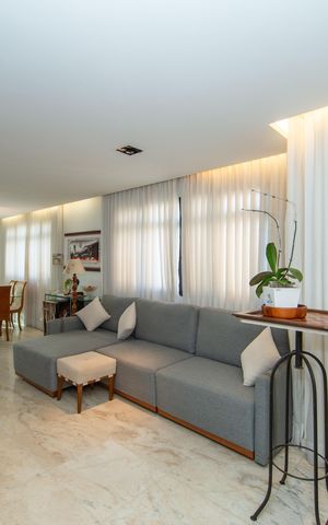 Apartamento à venda com 156m², 4 quartos e 3 vagas Apartamento à venda com 156m², 4 quartos e 3 vagasSALA