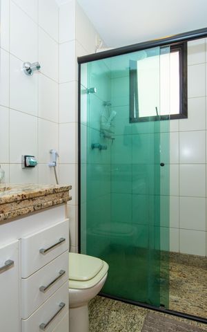 Apartamento à venda com 156m², 4 quartos e 3 vagas Apartamento à venda com 156m², 4 quartos e 3 vagasBANHEIRO2