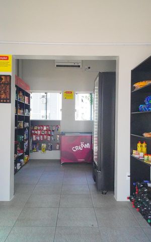 Apartamento à venda com 57m², 2 quartos e 1 vagamercado
