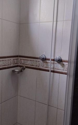 Casa para alugar com 280m², 4 quartos e 5 vagas Casa para alugar com 280m², 4 quartos e 5 vagasBanheiro da Suíte