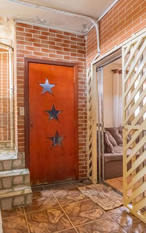 Casa para alugar com 250m², 2 quartos e 1 vaga Casa para alugar com 250m², 2 quartos e 1 vagaEntrada